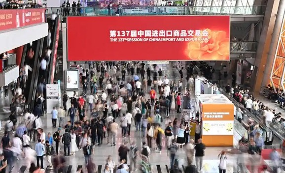 從廣交會(huì)看中國(guó)外貿(mào)的“暖意”“新意”“誠(chéng)意”