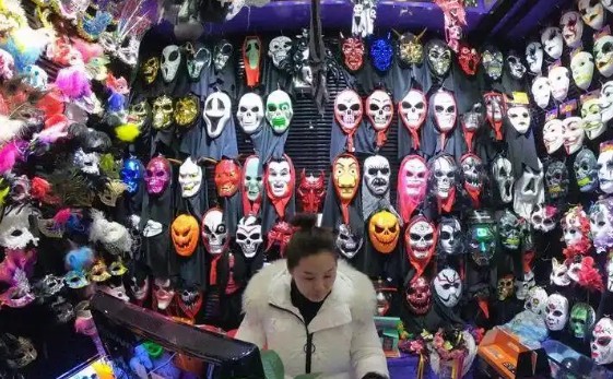 關(guān)稅解凍催生“搶艙熱”，外貿(mào)企業(yè)開(kāi)始搶灘90天窗口期